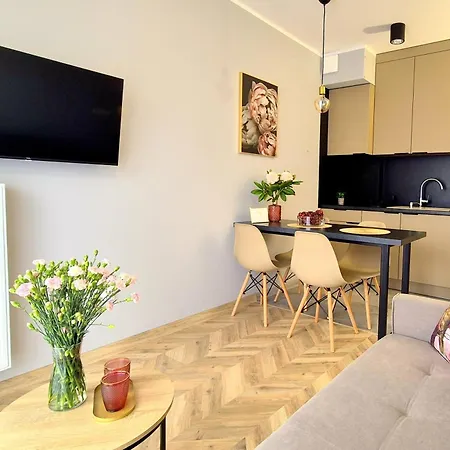 Sunshine By Housine Zator