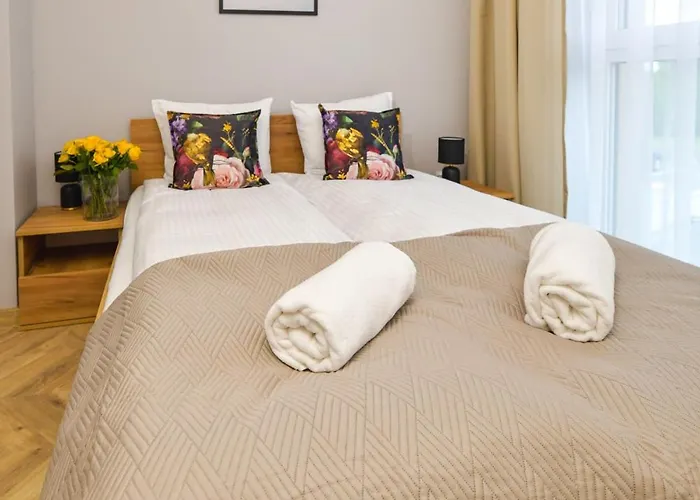 Апартаменты Sunshine By Housine